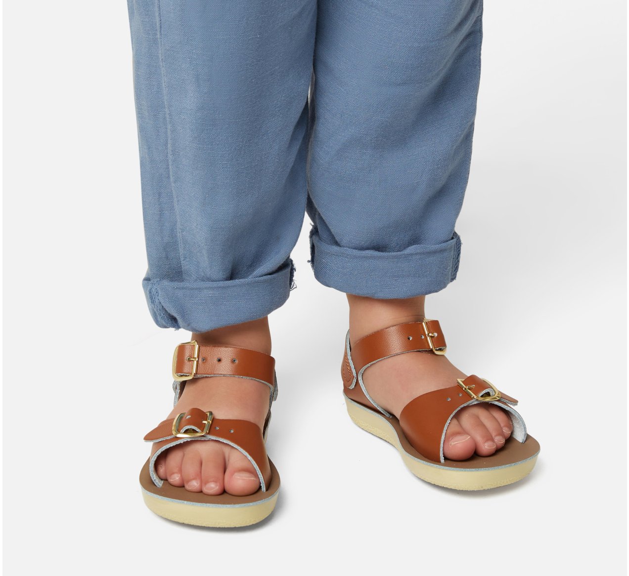 New Velcro Surfer Tan