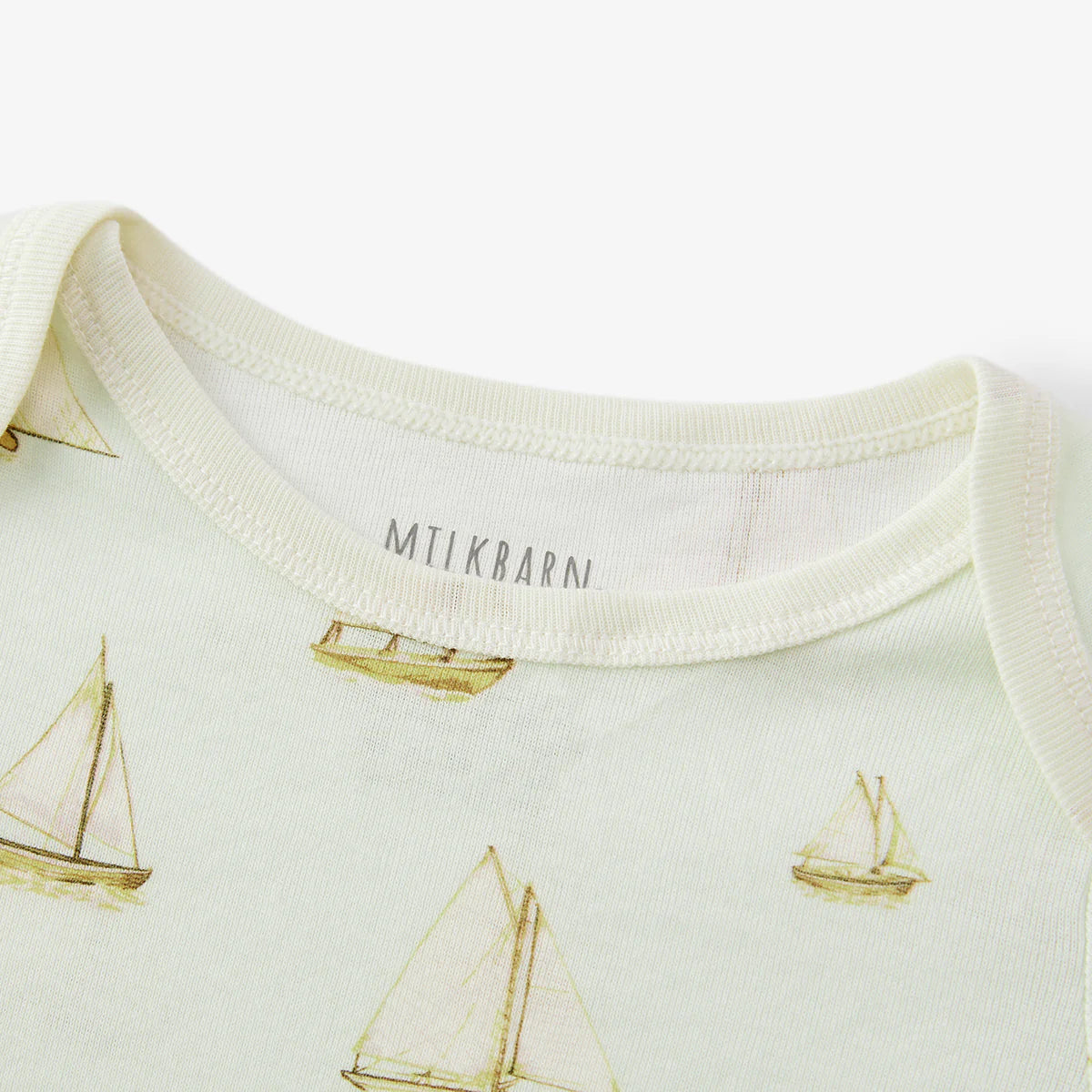 Sailboat Melody Organic 1PC