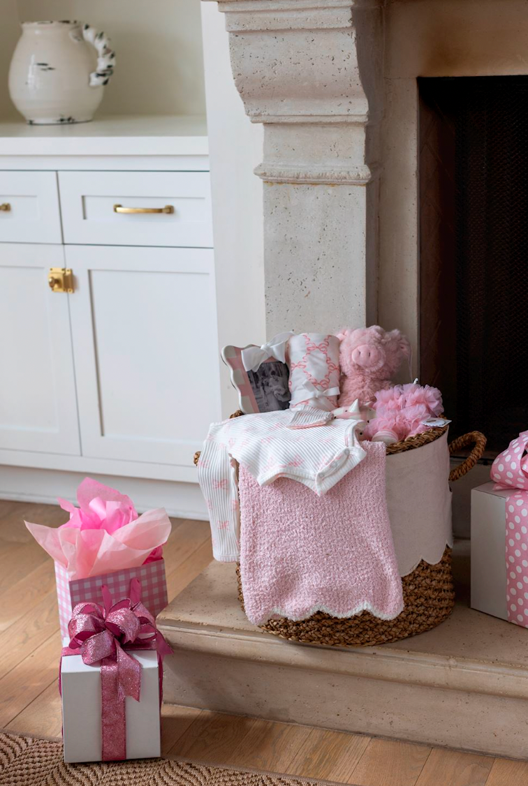 Pink Scalloped Chenille Blanket