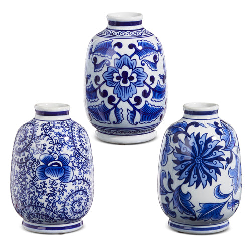 BLUE CHINOISERIE BUD VASE