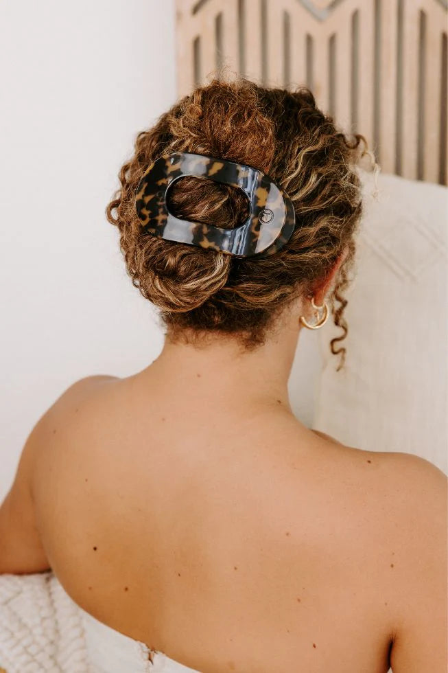 Tortoise Flat Round Hair Clip