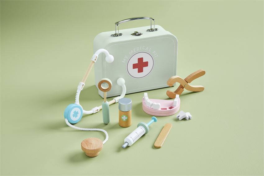 Medical Kit Wood Toy Set